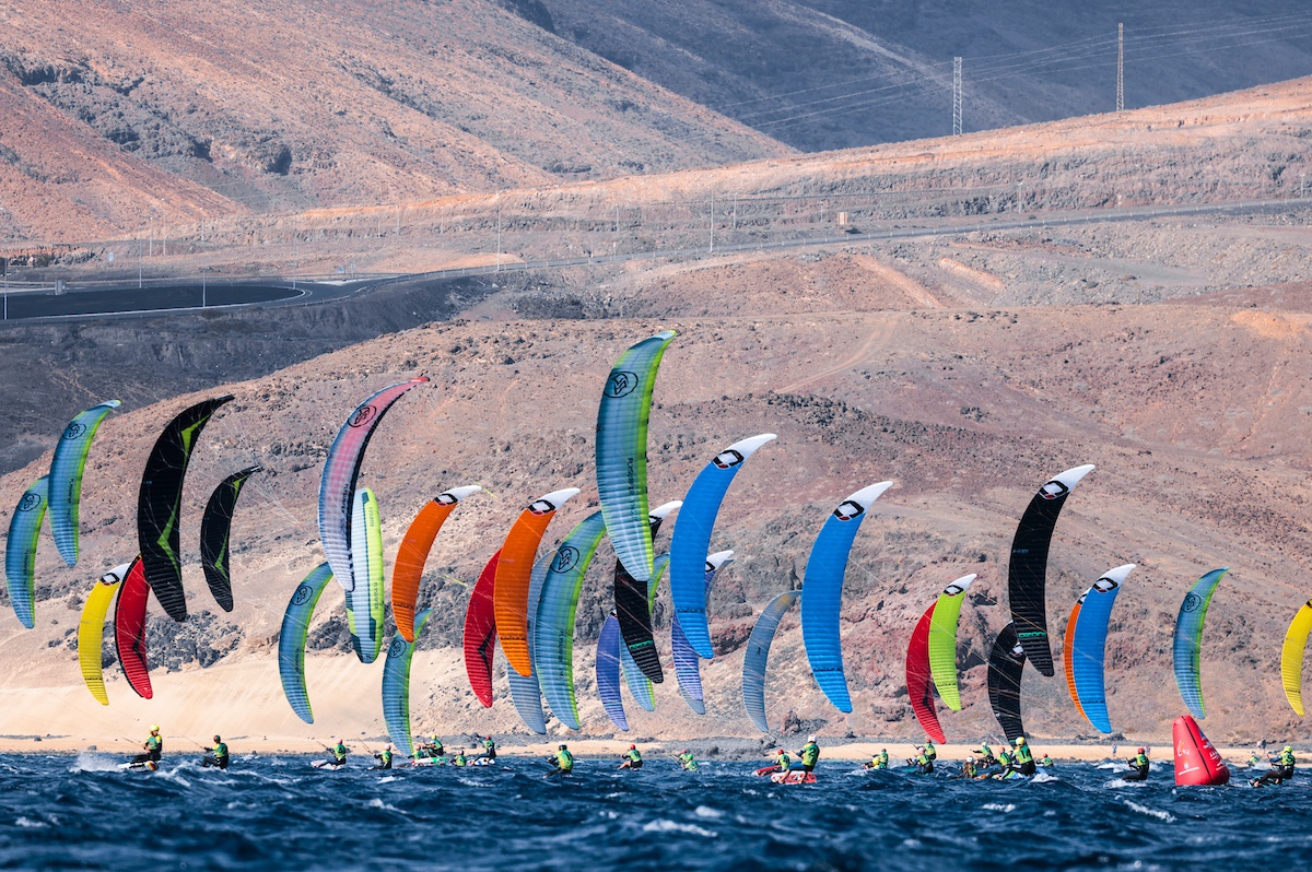 Maeder &amp; Newland win high-wind Fuerteventura